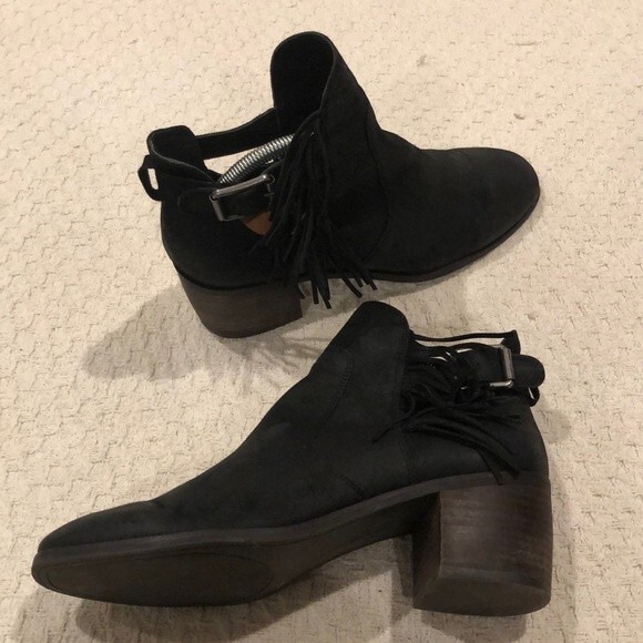 Lucky Brand Makenna Fringe Booties Size 10M - Picture 1 of 7
